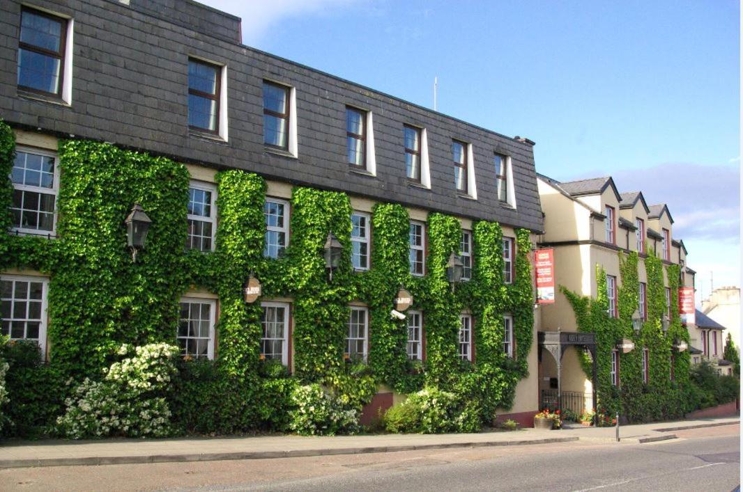 Kee'S Hotel Stranorlar Exterior photo